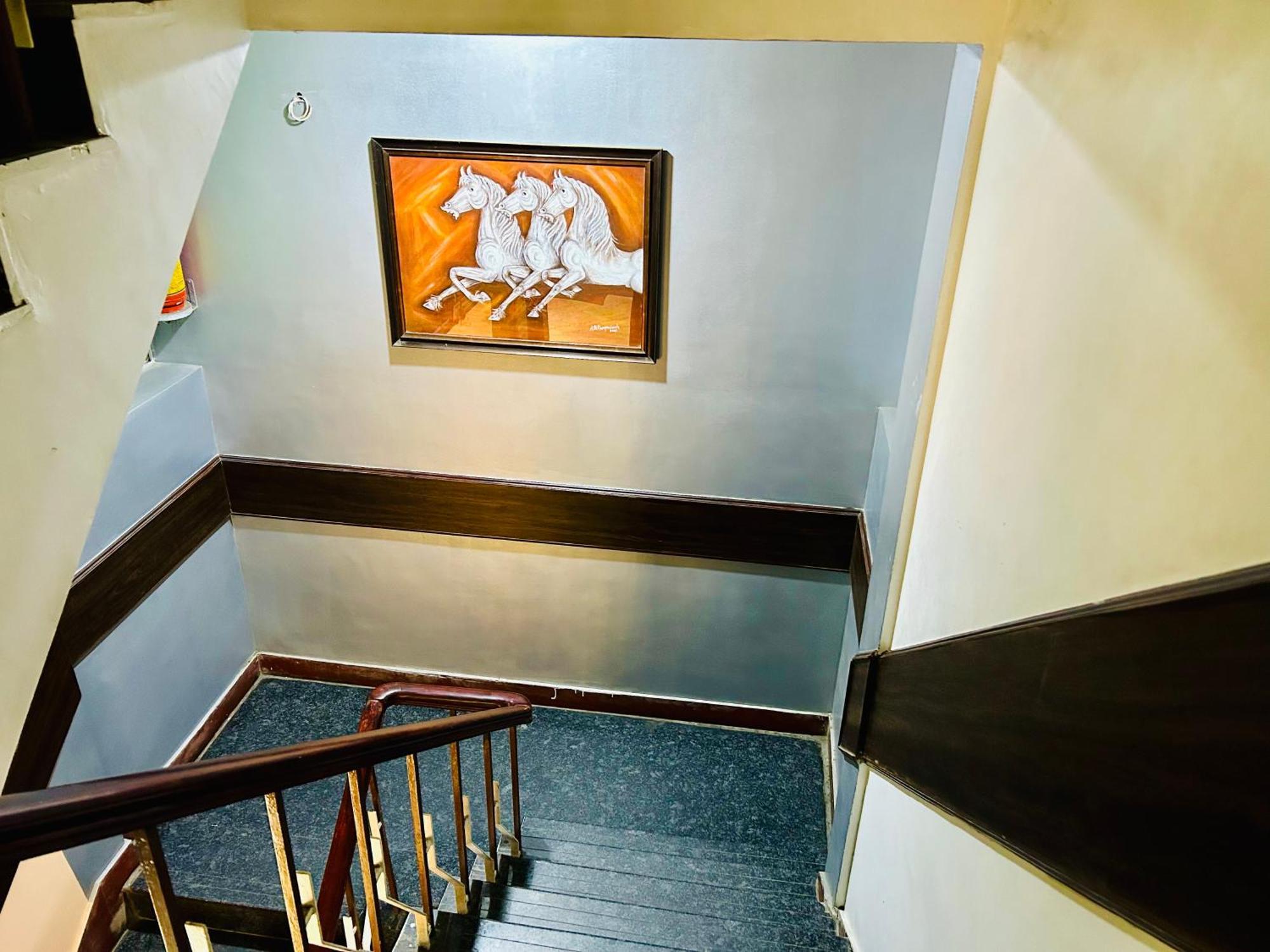 Hotel Jothi Коимбатур Экстерьер фото